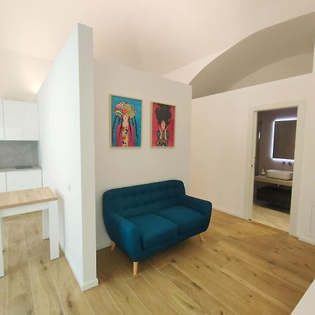 Andrea'S 12 Apartment Bari Luaran gambar