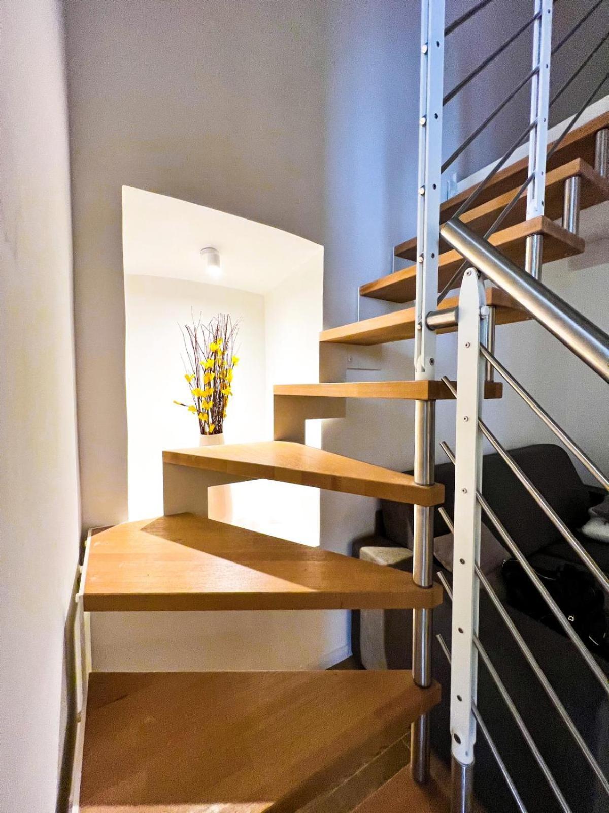 Andrea'S 12 Apartment Bari Luaran gambar