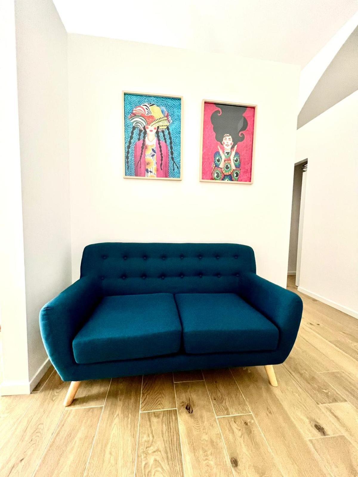 Andrea'S 12 Apartment Bari Luaran gambar