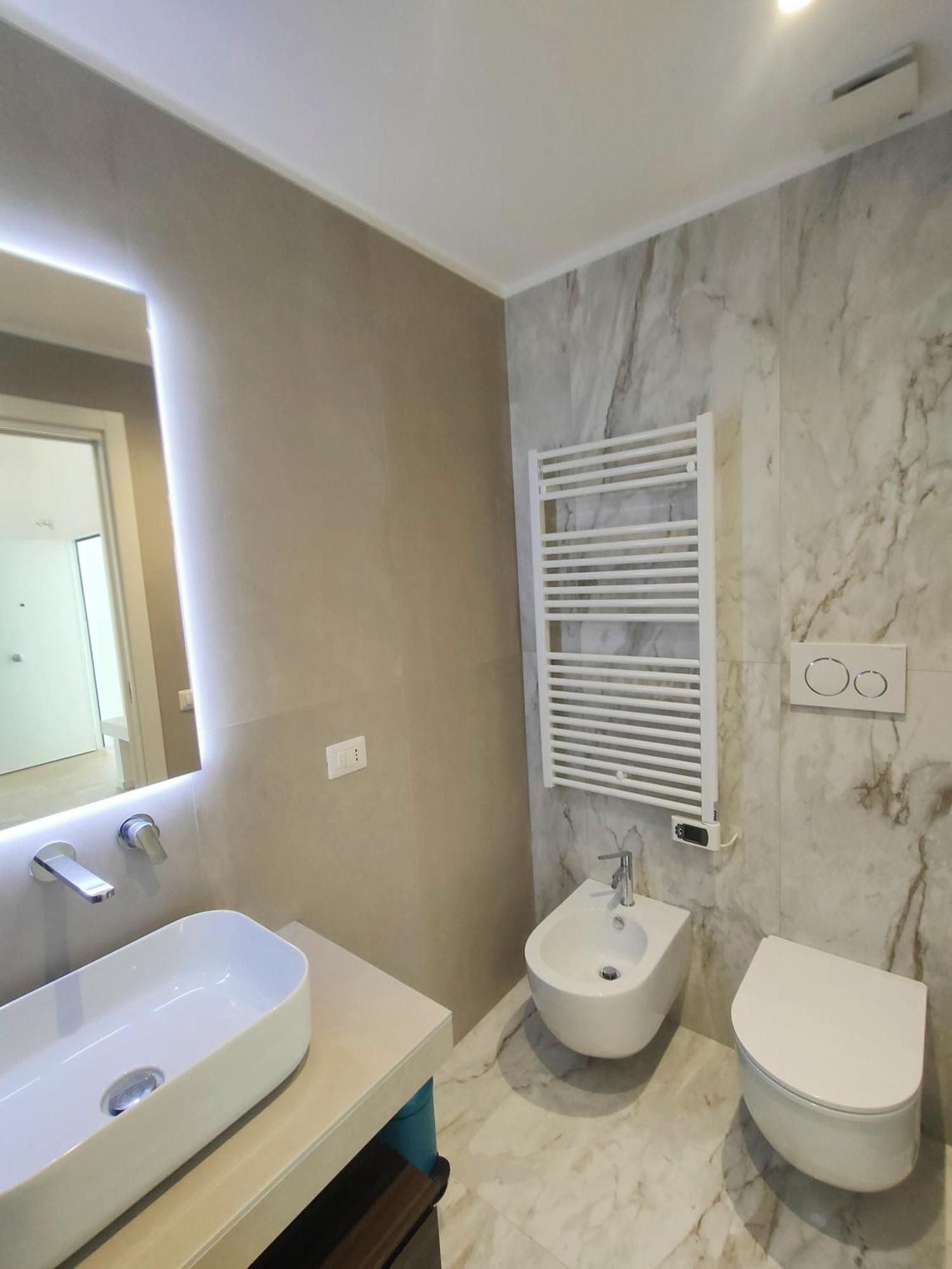 Andrea'S 12 Apartment Bari Luaran gambar